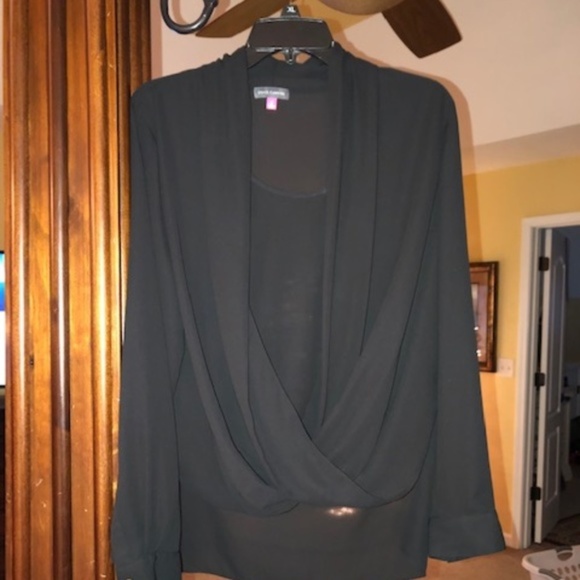 Vince Camuto Tops - Vince Camuto Blouse WORN ONCE EXCELLENT CONDITION
